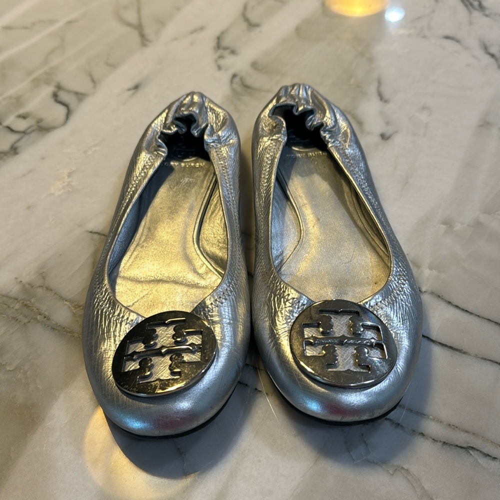 Tori Burch Silver metallic flats